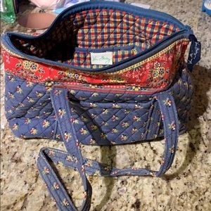 Small Vera Bradley zip shoulder tote